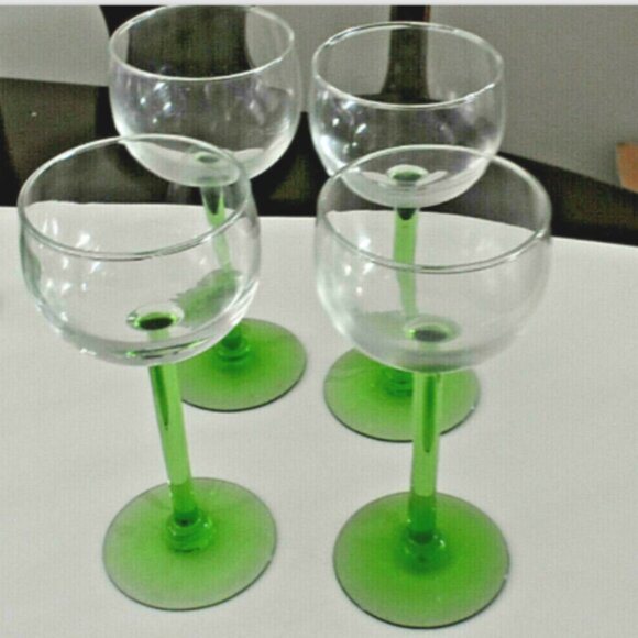 Queen Elizabeth 2 Ocean Cruise Ship 4 Matching Wine Glasses Green Stems- 1967 - Picture 1 of 5